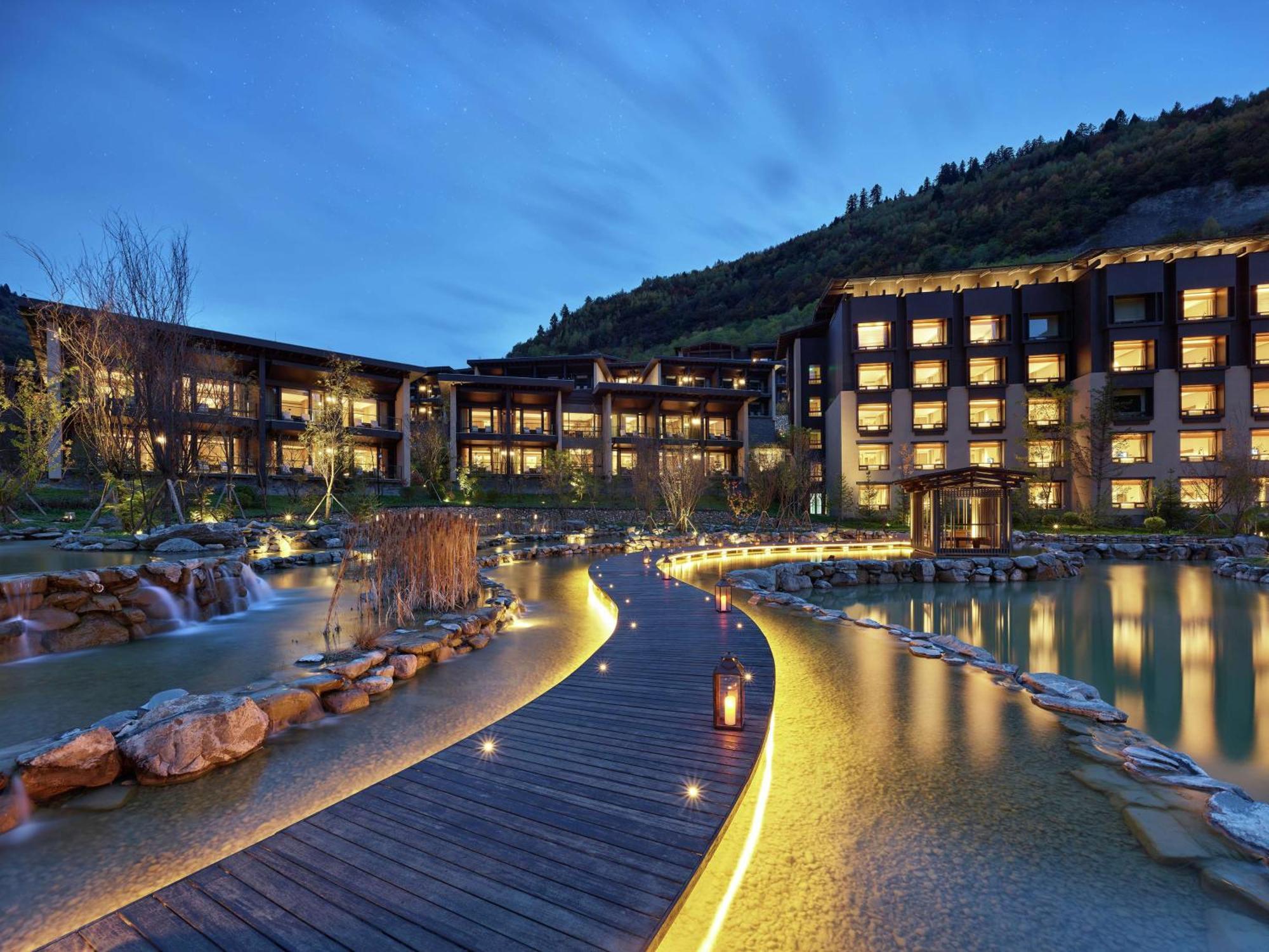 Hilton Jiuzhaigou Resort Zhangzha Town Exteriér fotografie